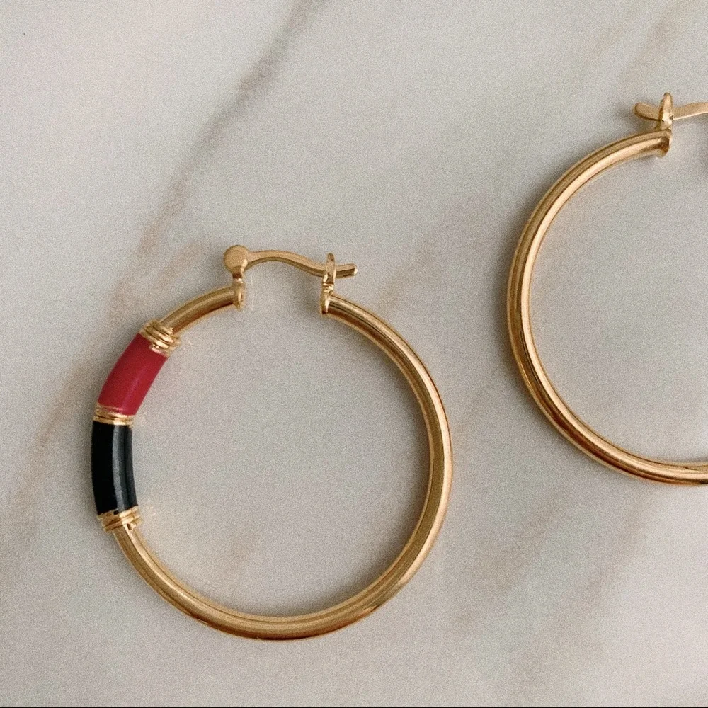 Red Black Enamel Tube Hoops | 18k Gold Filled - Picture 4 of 6